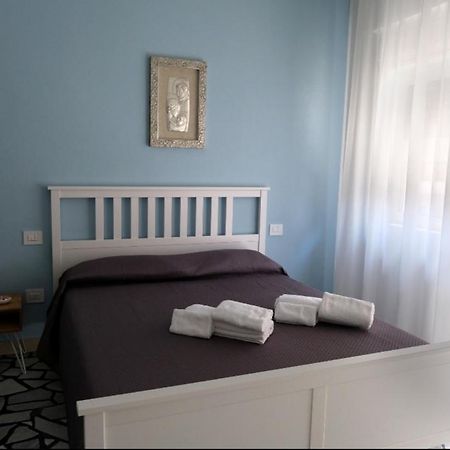 Sole & Luna Guest House Бари Екстериор снимка