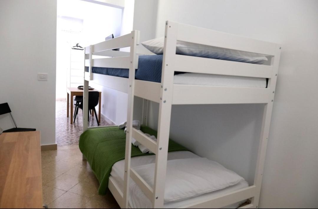 Sole & Luna Guest House Бари Екстериор снимка